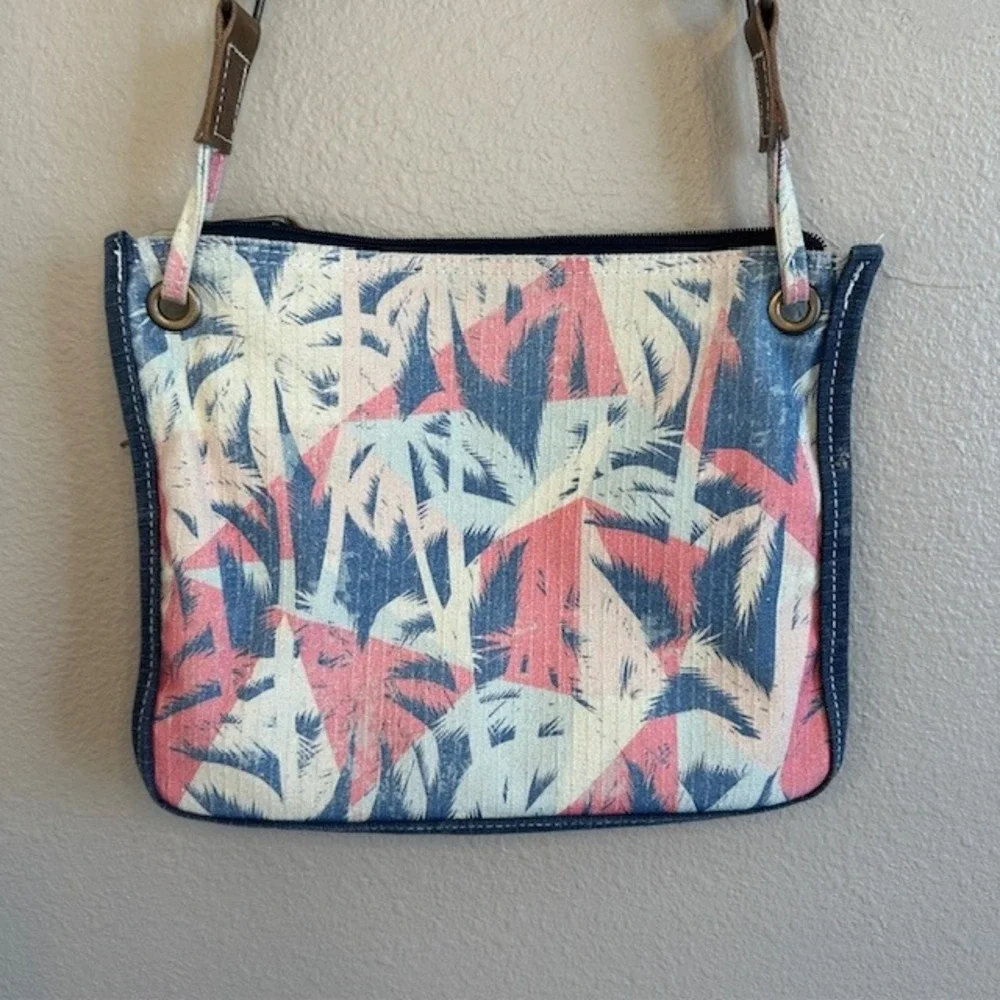 Sun N' Sand Palm‎ Trees Beach Crossbody Bag Adjustable Strap - Picture 3 of 7